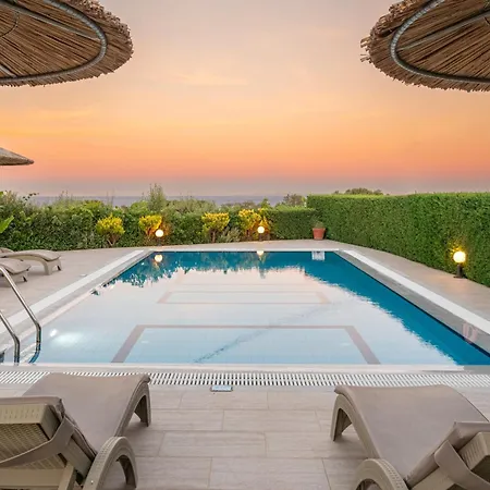 艾罗尼亚别墅 *