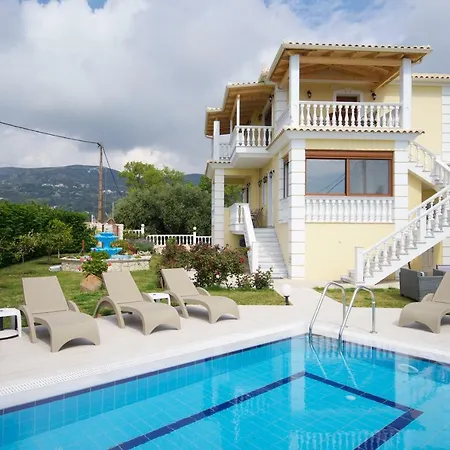 Alonia Vila *