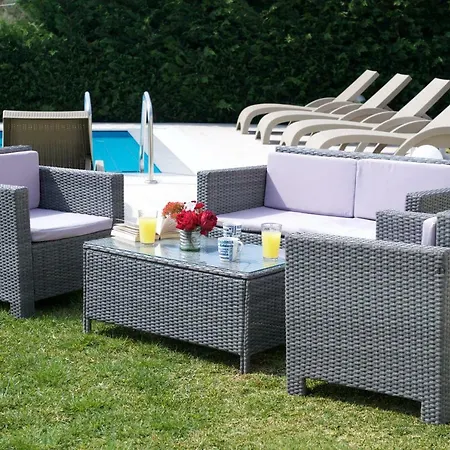 别墅 艾罗尼亚别墅 *